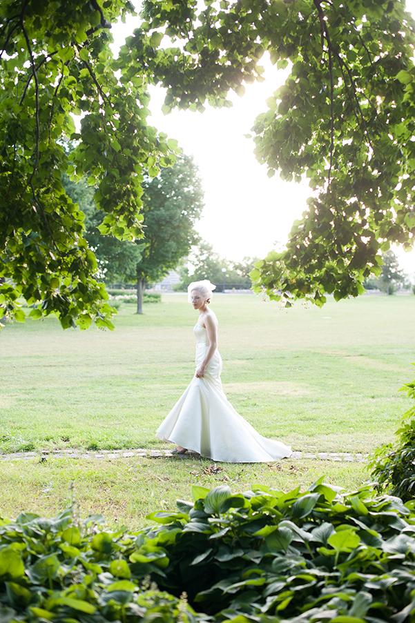 Classic Ottawa Wedding Major's Hill Park