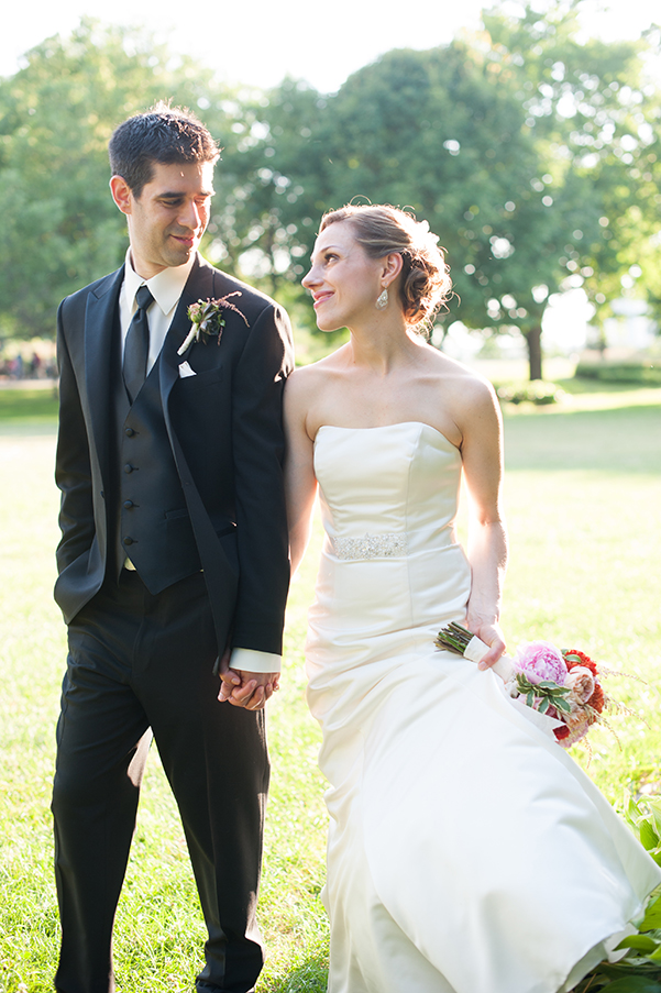 Classic Ottawa Wedding Major's Hill Park