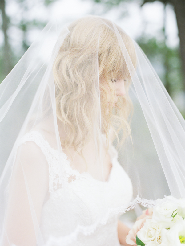 Lynn Lee Weddings at Le Belvedere with Full Bloom Floral Design and AMBphoto